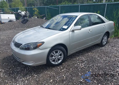2004 Toyota Camry Le V6 from USA, damaged, VIN 4T1BF32K84U070590